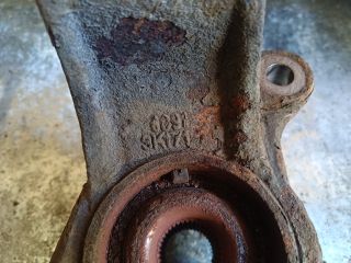 bontott FORD MONDEO IV Bal első Csonkállvány