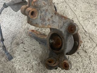 bontott FORD MONDEO IV Bal első Csonkállvány