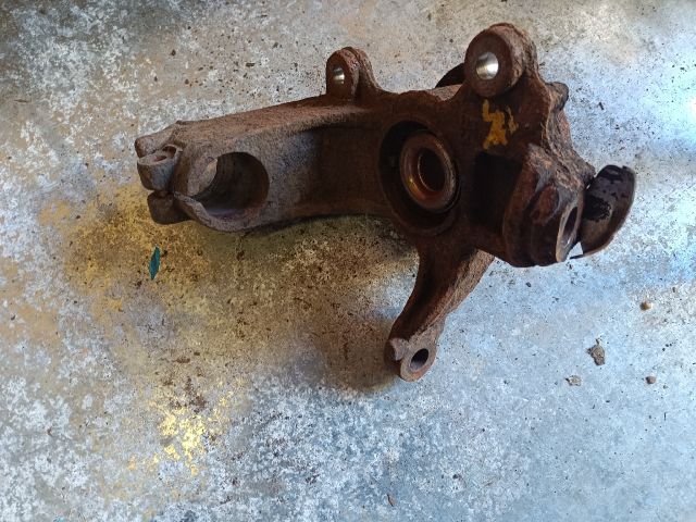 bontott FORD MONDEO IV Bal első Csonkállvány