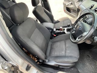 bontott FORD MONDEO IV Bal első Féknyereg Munkahengerrel