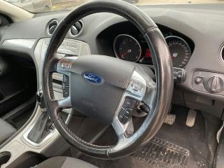 bontott FORD MONDEO IV Bal első Féknyereg Munkahengerrel