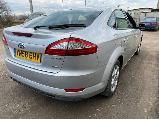 bontott FORD MONDEO IV Bal első Féknyereg Munkahengerrel