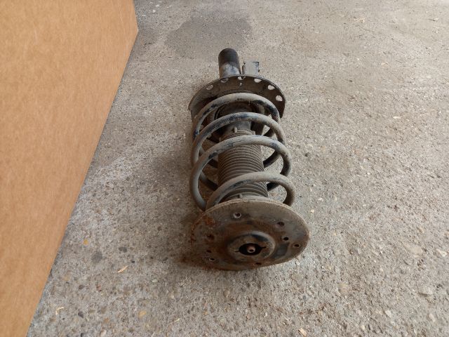 bontott FORD MONDEO IV Bal első Gólyaláb (Lengécsillapító, Rugó)