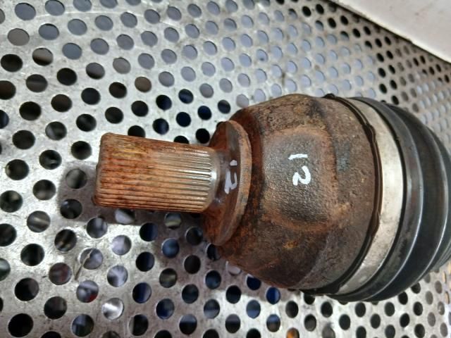 bontott FORD MONDEO IV Bal Féltengely