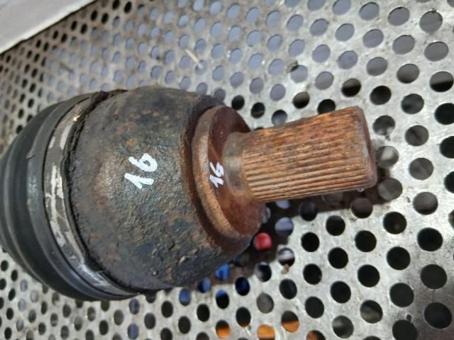 bontott FORD MONDEO IV Bal Féltengely