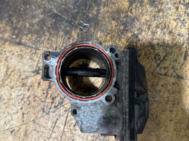 bontott FORD MONDEO IV Fojtószelep (Elektromos)