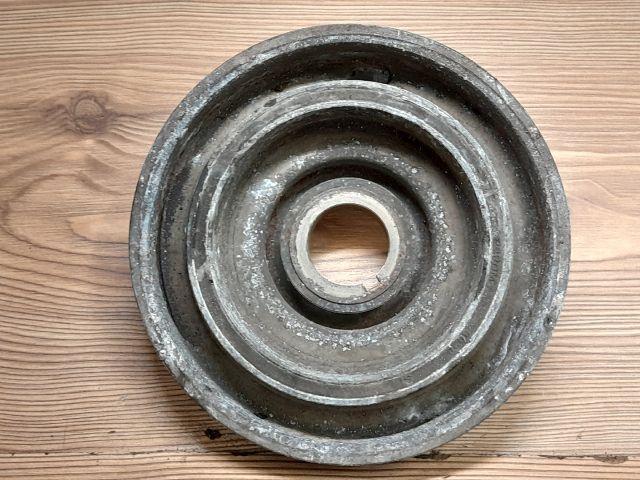 bontott FORD MONDEO IV Főtengely Szíjtárcsa