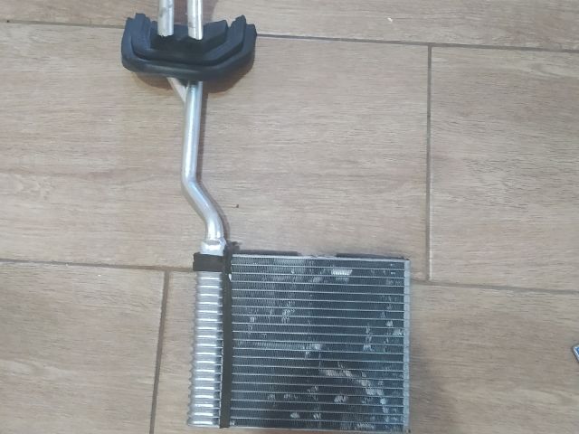 bontott FORD MONDEO IV Fűtőradiátor