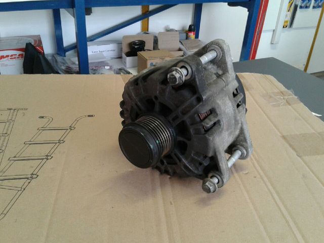 bontott FORD MONDEO IV Generátor