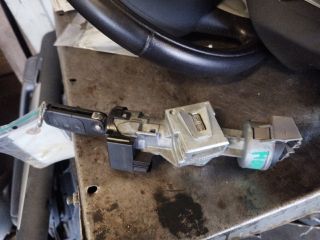 bontott FORD MONDEO IV Gyújtáskapcsoló Házzal