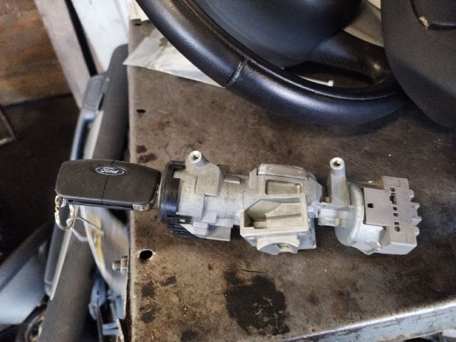 bontott FORD MONDEO IV Gyújtáskapcsoló Házzal