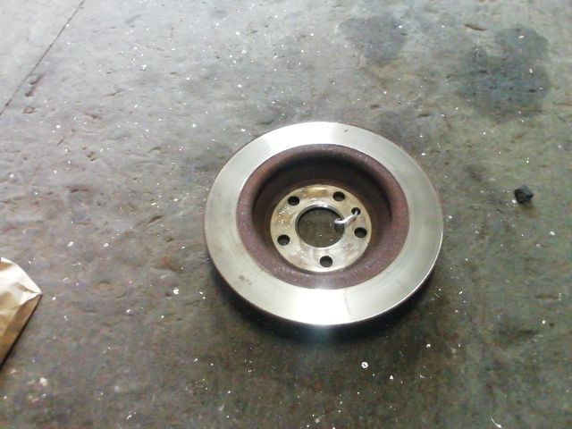 bontott FORD MONDEO IV Hátsó Féktárcsa