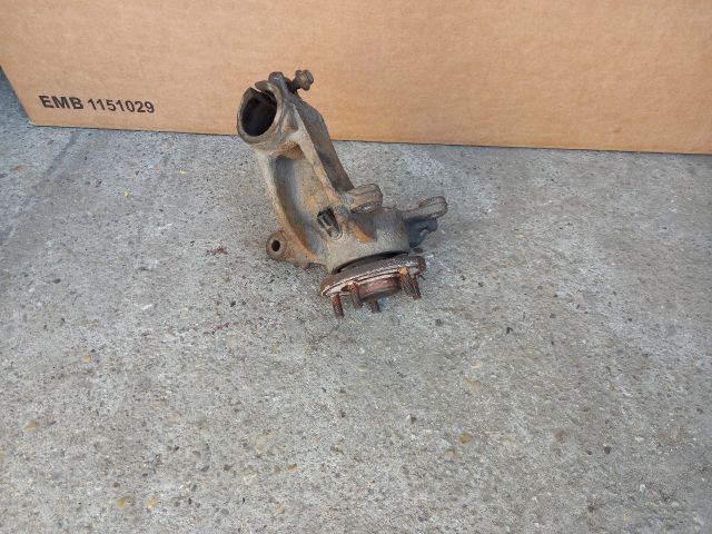 bontott FORD MONDEO IV Jobb első Csonkállvány Kerékaggyal