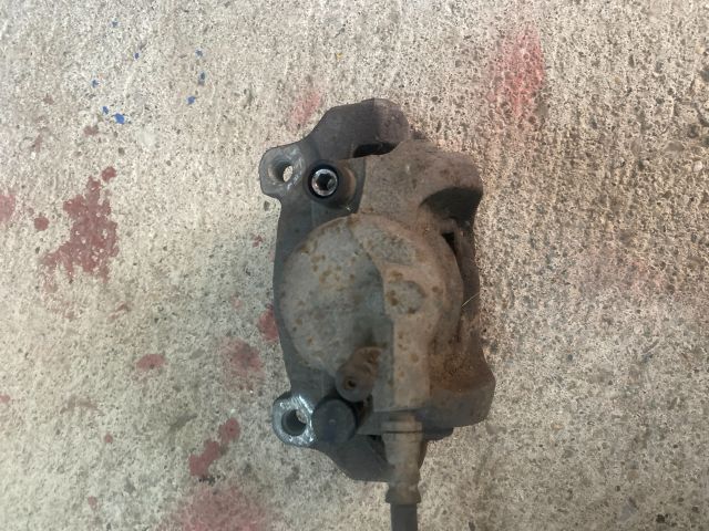 bontott FORD MONDEO IV Jobb első Féknyereg Munkahengerrel