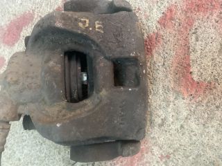 bontott FORD MONDEO IV Jobb első Féknyereg Munkahengerrel