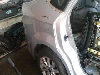 bontott FORD MONDEO IV Jobb első Lengéscsillapító