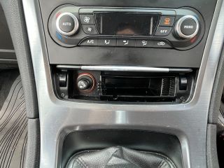 bontott FORD MONDEO IV Komplett Vezérlés Burkolat