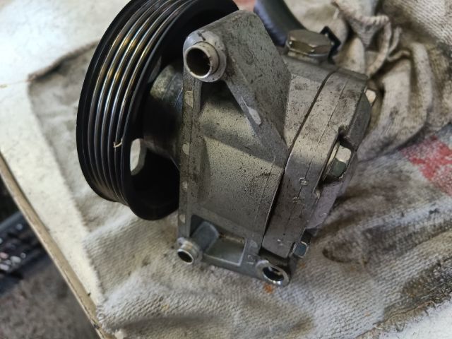 bontott FORD MONDEO IV Kormányszervó Motor (Hidraulikus)