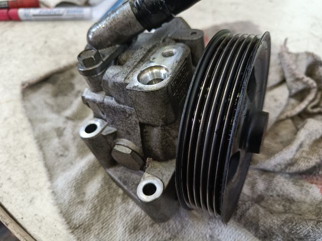 bontott FORD MONDEO IV Kormányszervó Motor (Hidraulikus)