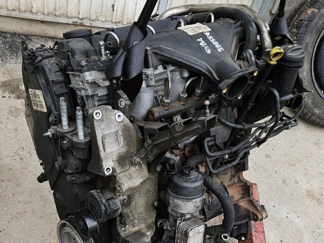 bontott FORD MONDEO IV Motor (Fűzött blokk hengerfejjel)