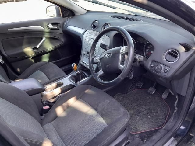 bontott FORD MONDEO IV Motor (Fűzött blokk hengerfejjel)