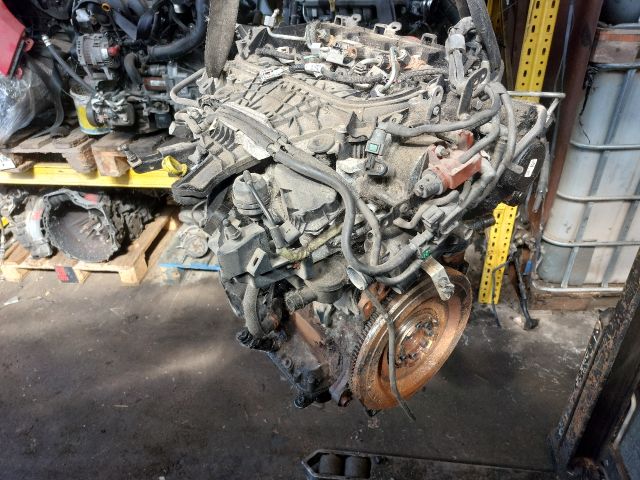 bontott FORD MONDEO IV Motor (Fűzött blokk hengerfejjel)