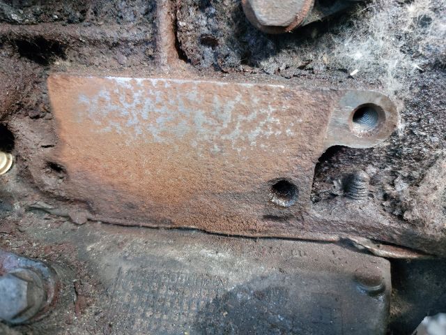 bontott FORD MONDEO IV Motor (Fűzött blokk hengerfejjel)