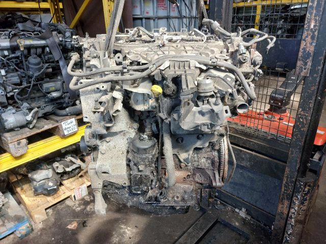 bontott FORD MONDEO IV Motor (Fűzött blokk hengerfejjel)