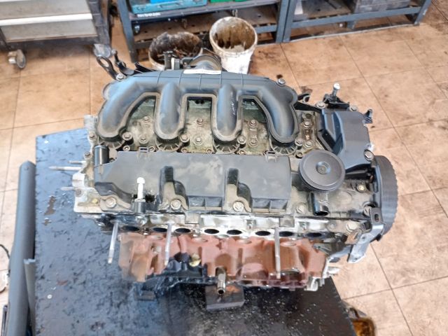 bontott FORD MONDEO IV Motor (Fűzött blokk hengerfejjel)