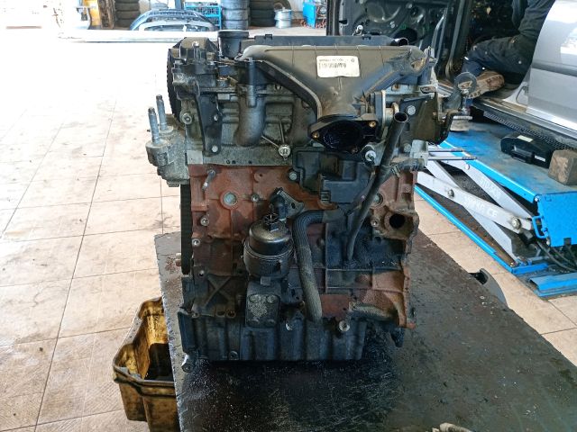 bontott FORD MONDEO IV Motor (Fűzött blokk hengerfejjel)