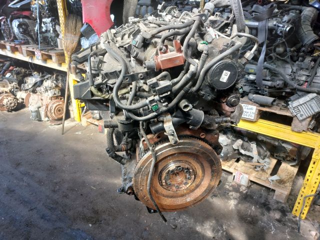 bontott FORD MONDEO IV Motor (Fűzött blokk hengerfejjel)