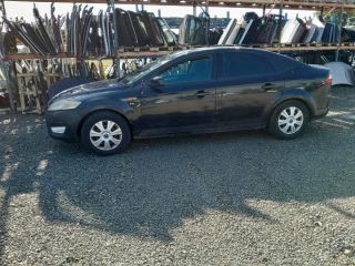 bontott FORD MONDEO IV Motor (Fűzött blokk hengerfejjel)