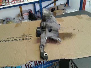 bontott FORD MONDEO IV Szervó Tartó Bak Szíjfeszítővel