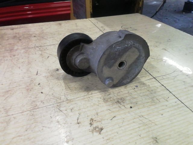 bontott FORD MONDEO IV Szíjfeszítő Görgő