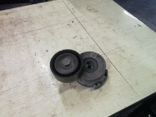 bontott FORD MONDEO IV Szíjfeszítő Görgő