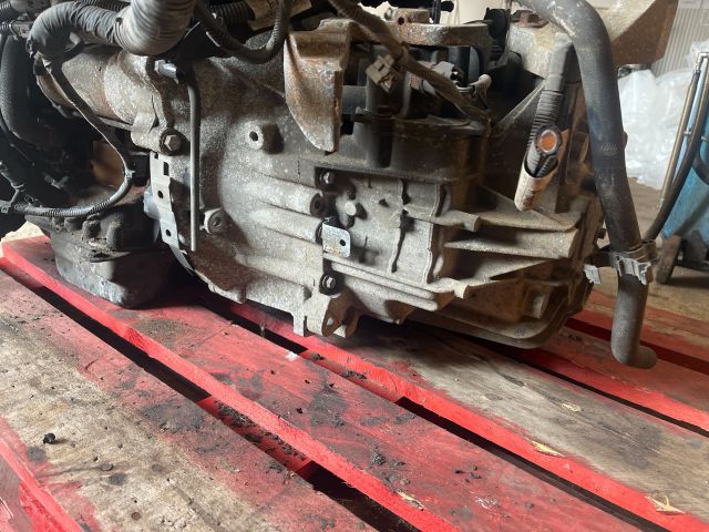 bontott FORD MONDEO IV Váltó (Mechanikus)