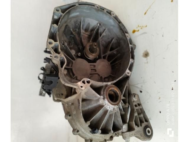 bontott FORD MONDEO IV Váltó (Mechanikus)