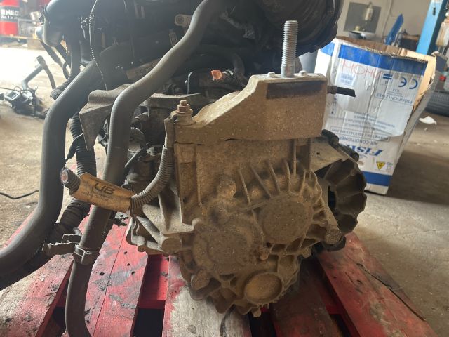 bontott FORD MONDEO IV Váltó (Mechanikus)