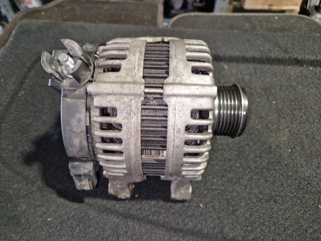 bontott FORD MONDEO IV Generátor