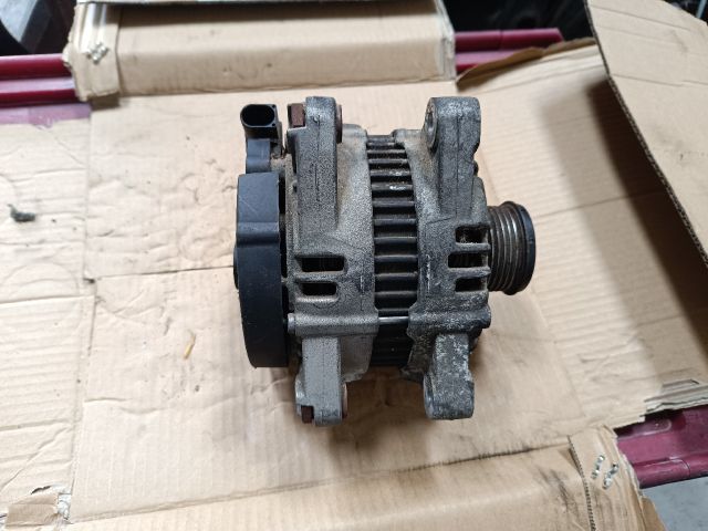 bontott FORD MONDEO IV Generátor