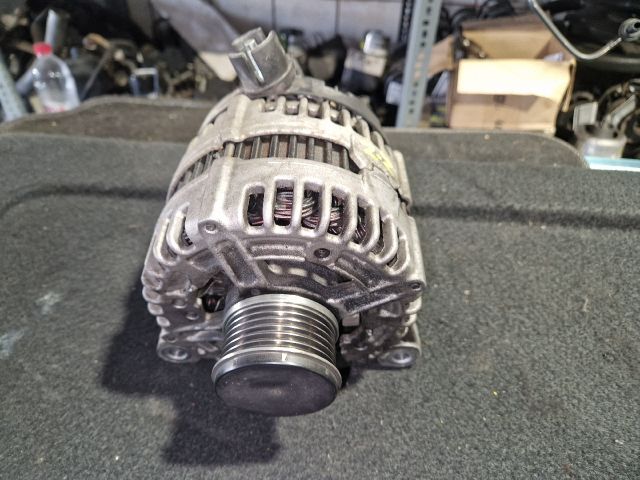 bontott FORD MONDEO IV Generátor