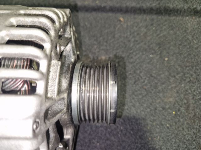 bontott FORD MONDEO IV Generátor