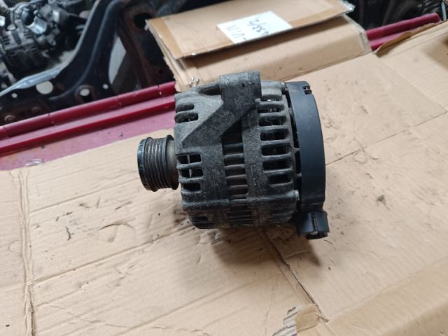 bontott FORD MONDEO IV Generátor