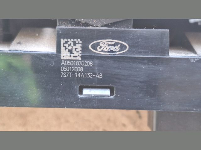 bontott FORD MONDEO IV Ablakemelő Kapcsoló Négyes / Kettes