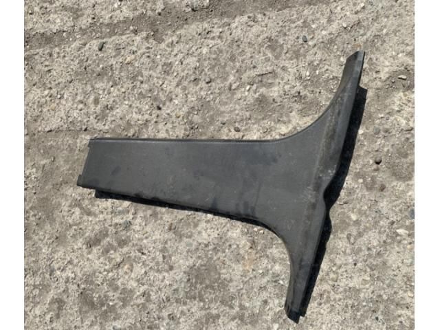 bontott FORD MONDEO IV Bal B Oszlop Burkolat