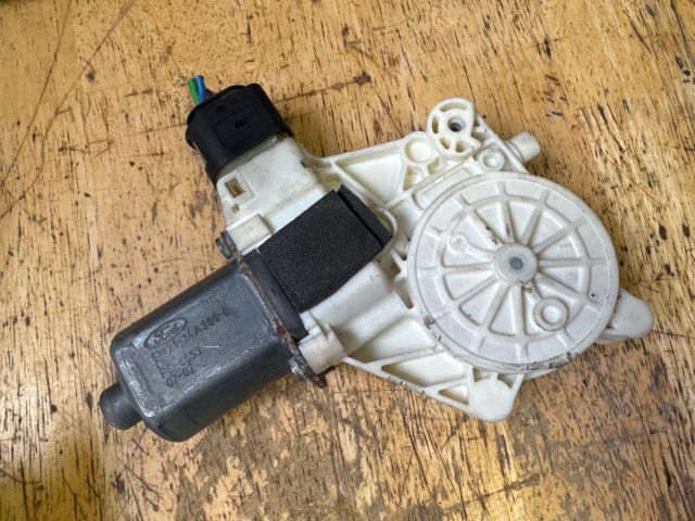 bontott FORD MONDEO IV Bal első Ablakemelő Motor