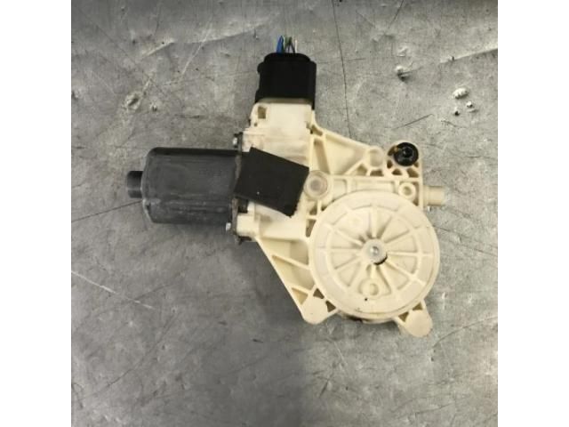 bontott FORD MONDEO IV Bal első Ablakemelő Motor