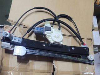 bontott FORD MONDEO IV Bal első Ablakemelő Szerkezet (Elektromos)