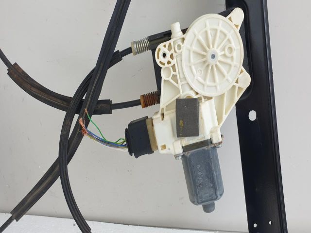 bontott FORD MONDEO IV Bal első Ablakemelő Szerkezet (Elektromos)