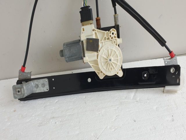 bontott FORD MONDEO IV Bal első Ablakemelő Szerkezet (Elektromos)